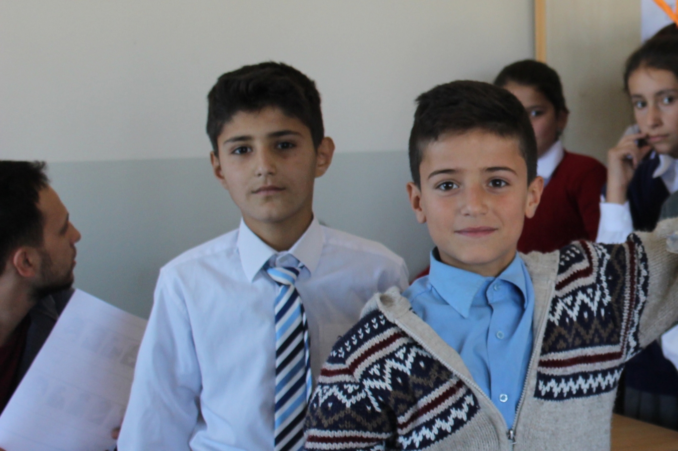 Karaağaçlı öğrencilerden okullarına kütüphane talebi Karaağaçlı öğrencilerden okullarına kütüphane talebi